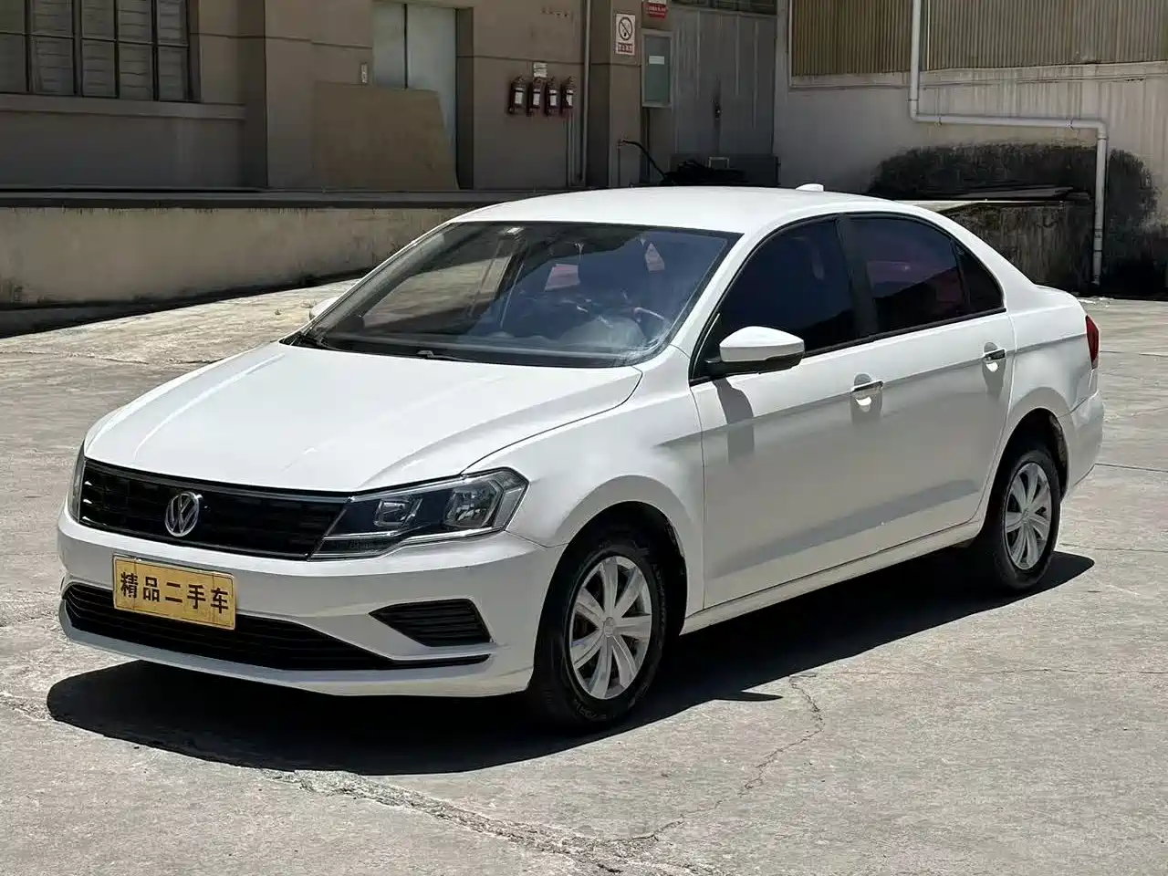 Volkswagen Jetta 2017 1.5L Manual Fashion фото 3