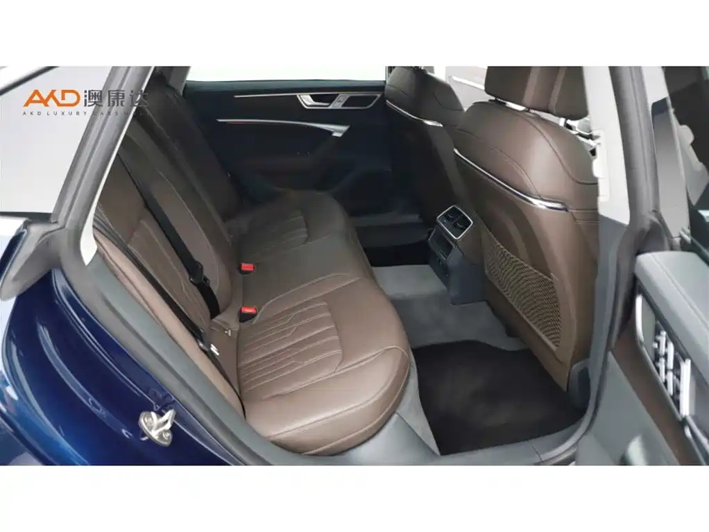 Audi A7L 2022 55 TFSI quattro S-line Zhiyuan Crystal Package фото 8