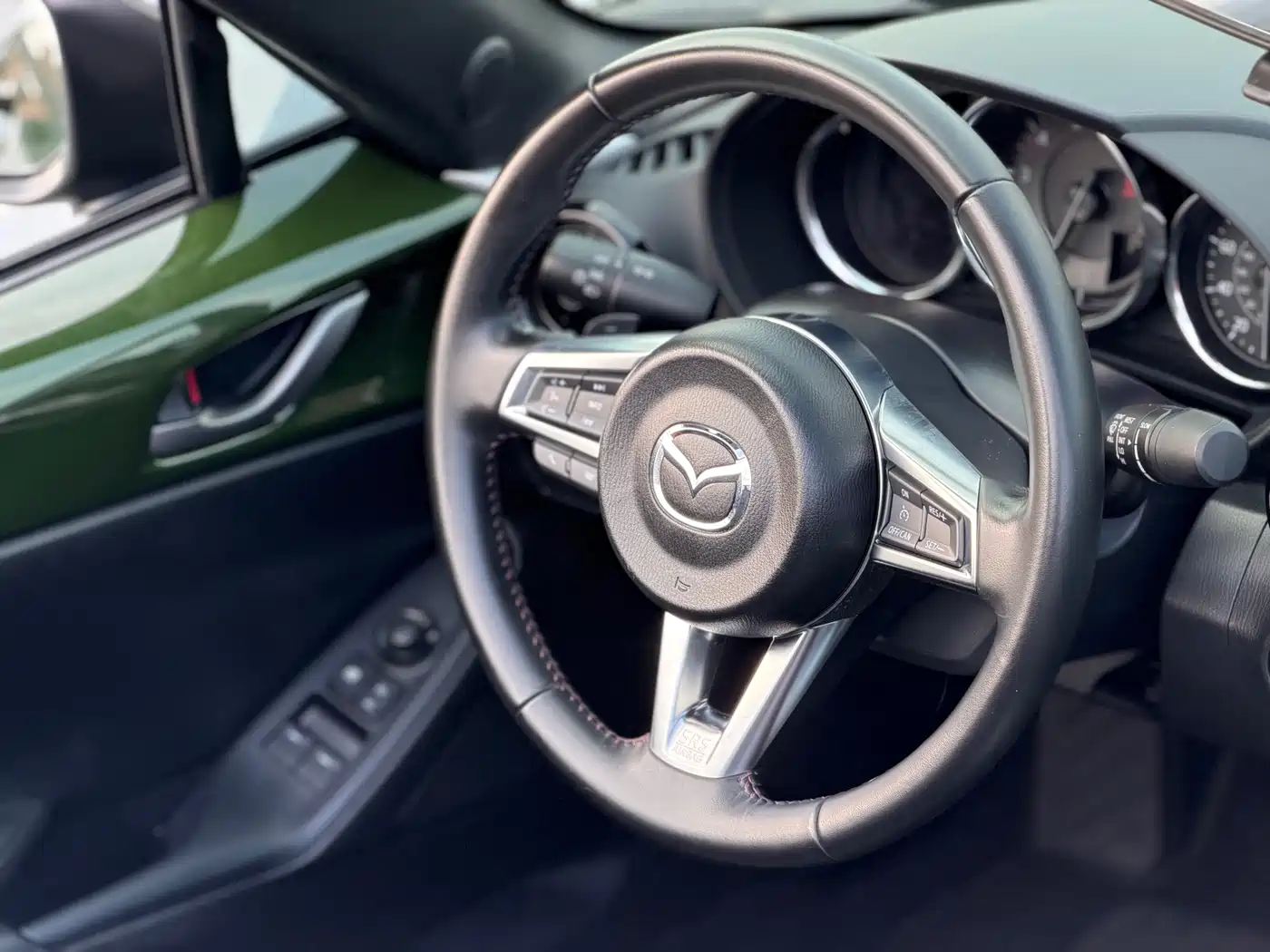 Mazda MX-5 2018 2.0L RF Pearl White фото 23