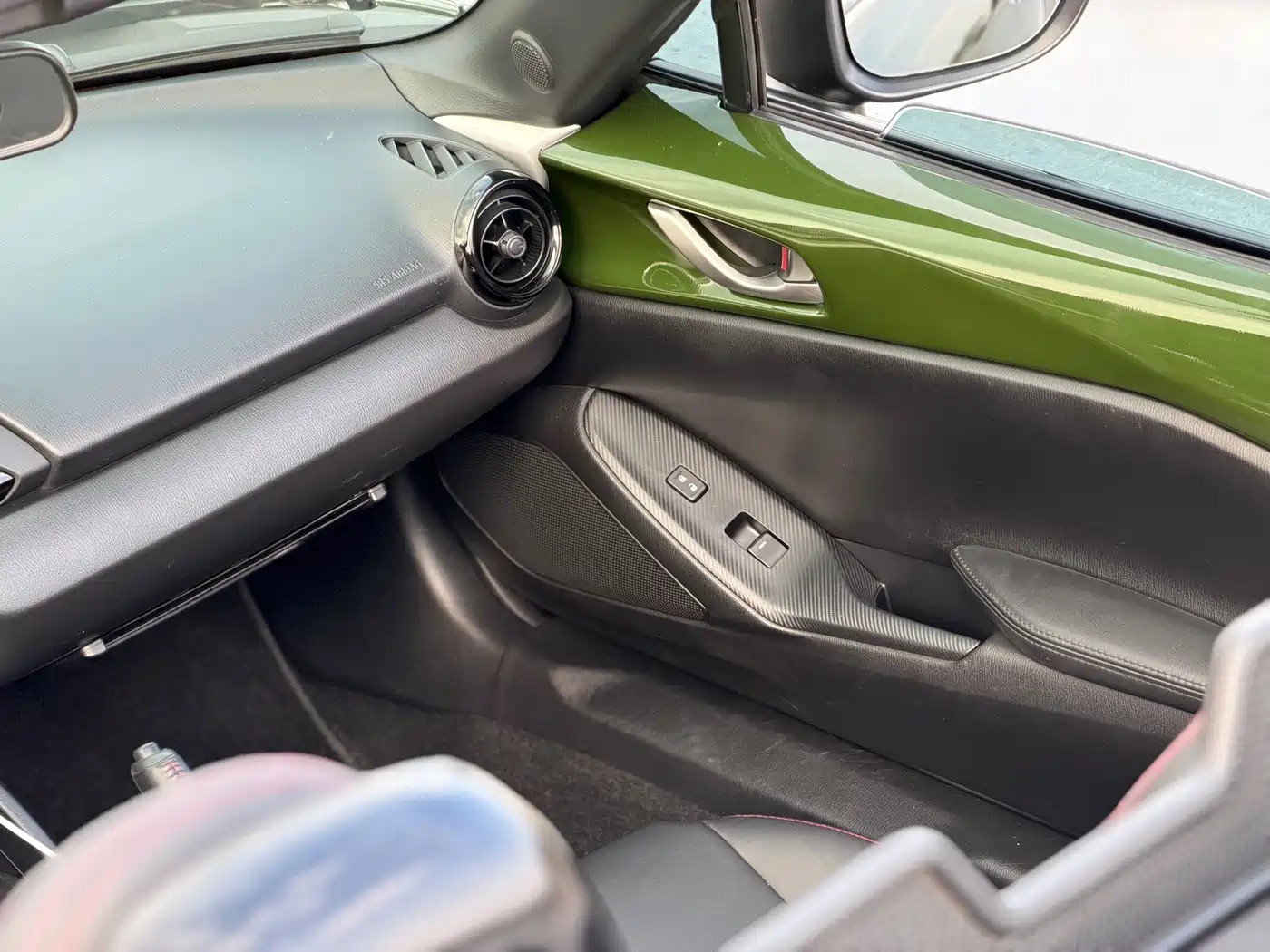 Mazda MX-5 2018 2.0L RF Pearl White фото 22