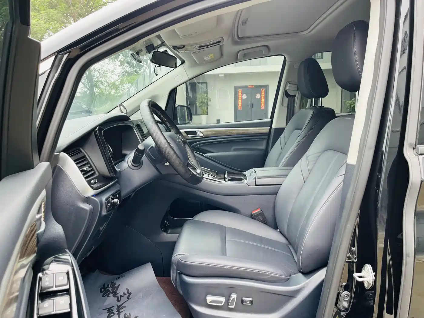 GAC Trumpchi Trumpchi M8 2023 Leading Series 390T Premium Edition фото 4