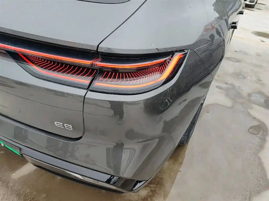 Geely Galaxy Galaxy E8 2024 Model 550km RWD Soaring Dragon Edition фото 8