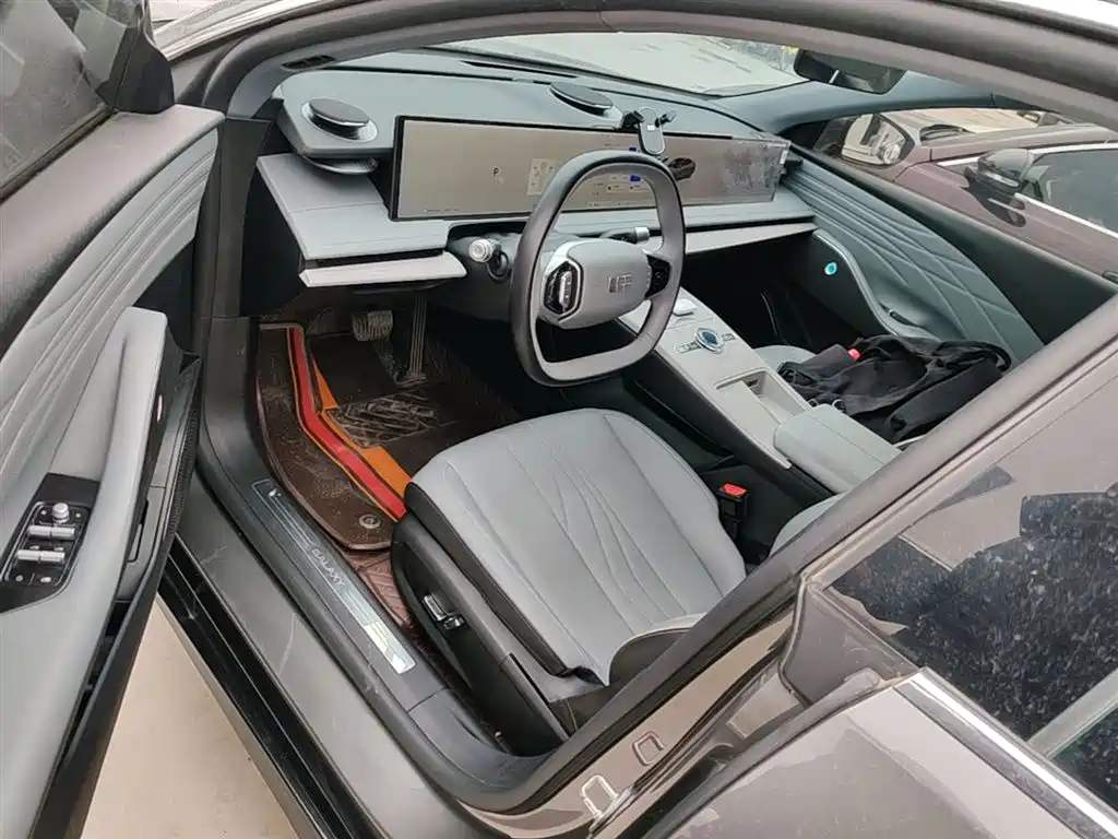 Geely Galaxy Galaxy E8 2024 Model 550km RWD Soaring Dragon Edition фото 16