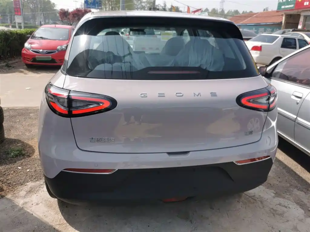 Geely Galaxy Starry Wish 2026 Edition 310km Youth Version фото 6