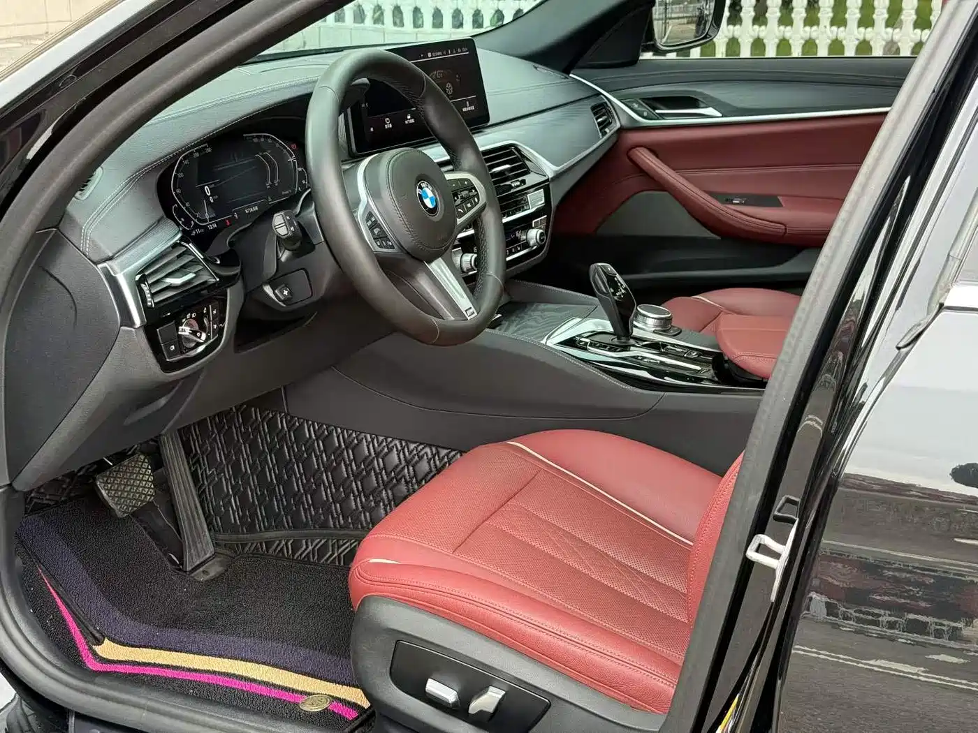 BMW 5 Series New Energy 2021 535Le M Sport Package фото 8