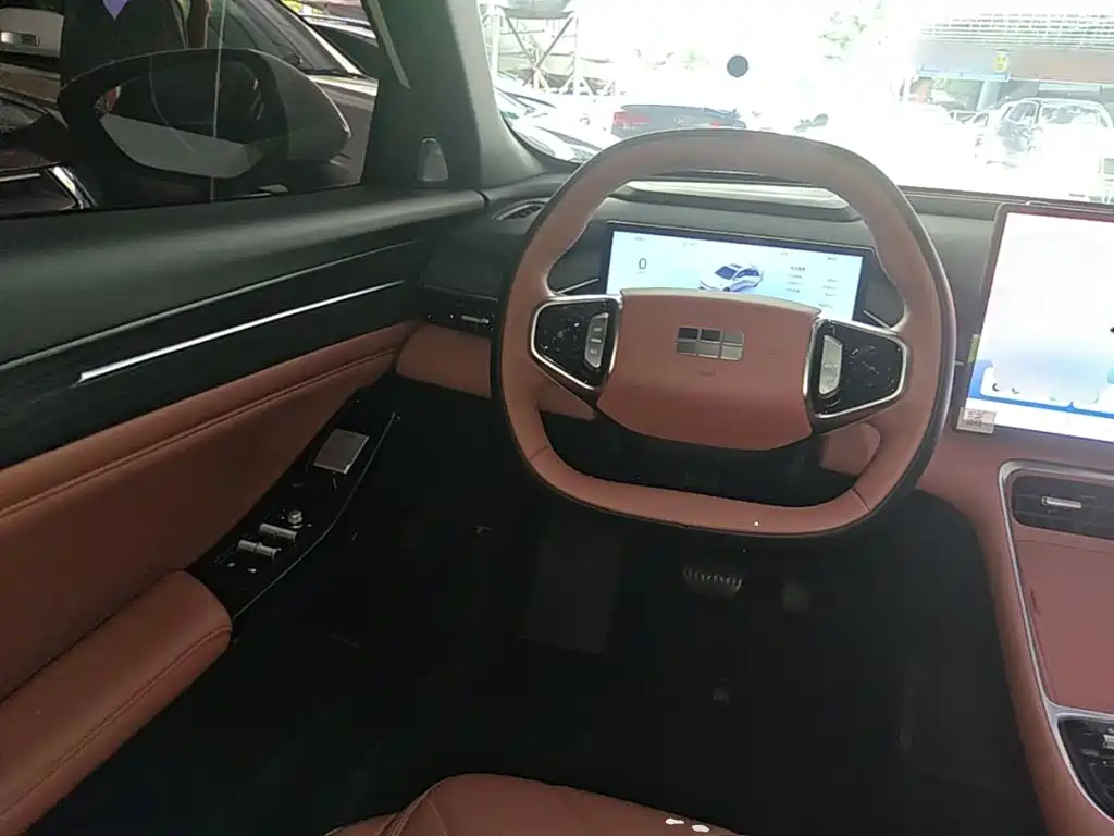 Geely Galaxy Galaxy L6 2025 2025 EM-i 140km Explorer+ Edition