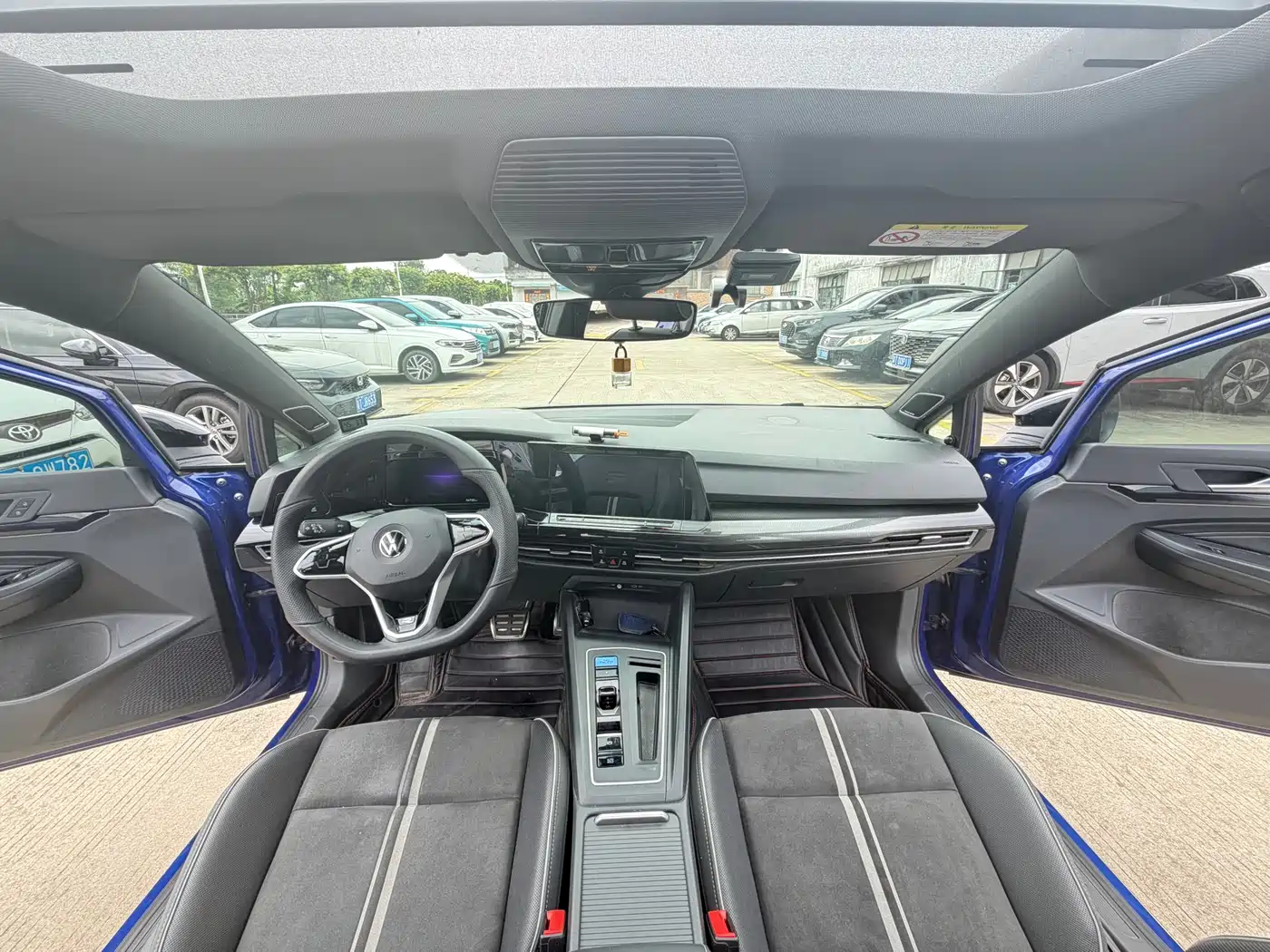 Volkswagen Golf 2021 280TSI DSG R-Line фото 15