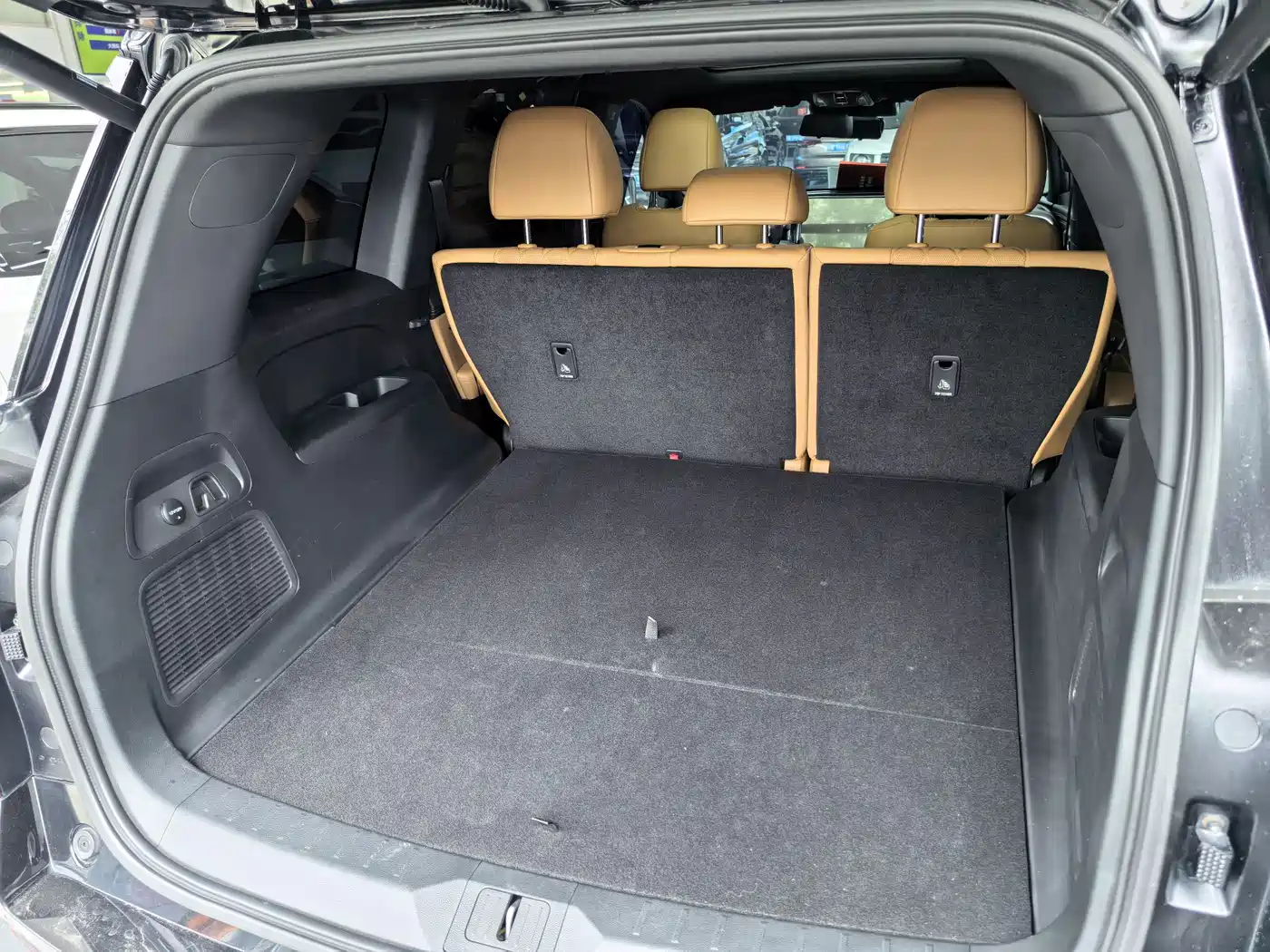 GAC Trumpchi Trumpchi GS8 2025 Pilot Series 2.0TGDI 2WD Luxury Edition 5-seater фото 15