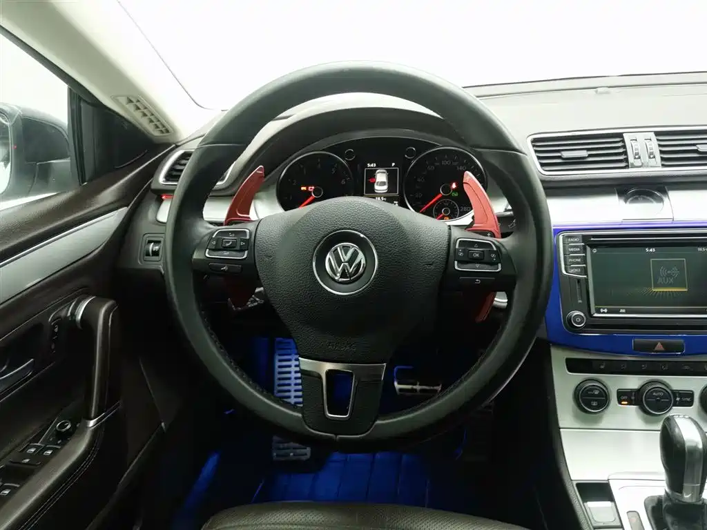 Volkswagen FAW-Volkswagen CC 2018 2.0TSI Luxury фото 11