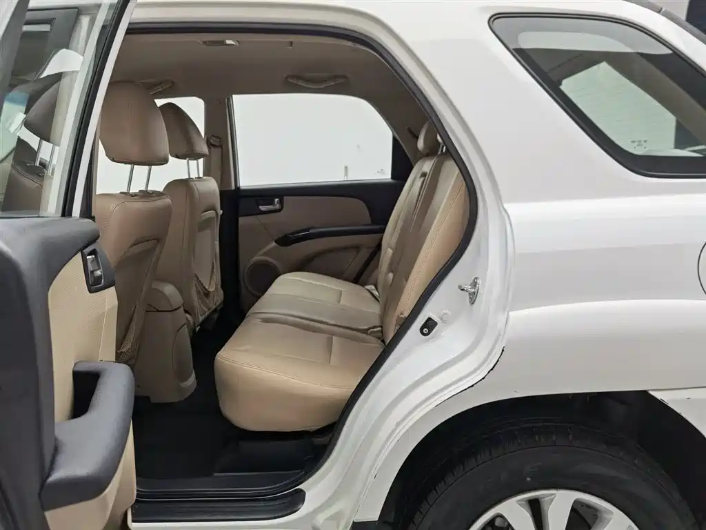 Kia Sportage 2013 2.0L Automatic 2WD GL фото 15