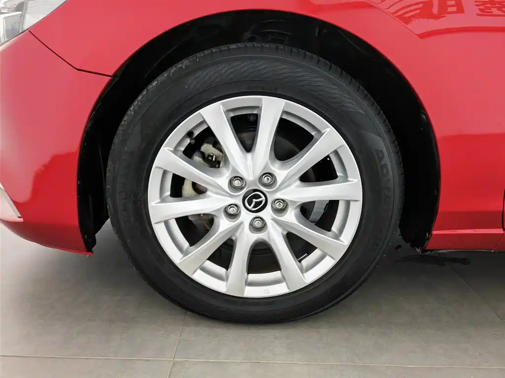 Mazda Atenza 2017 2.0L Skyactiv-G Luxury фото 17