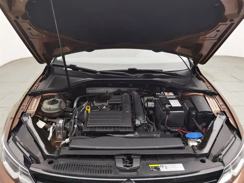 Volkswagen Lamando 2018 230TSI DSG Trend Edition фото 6