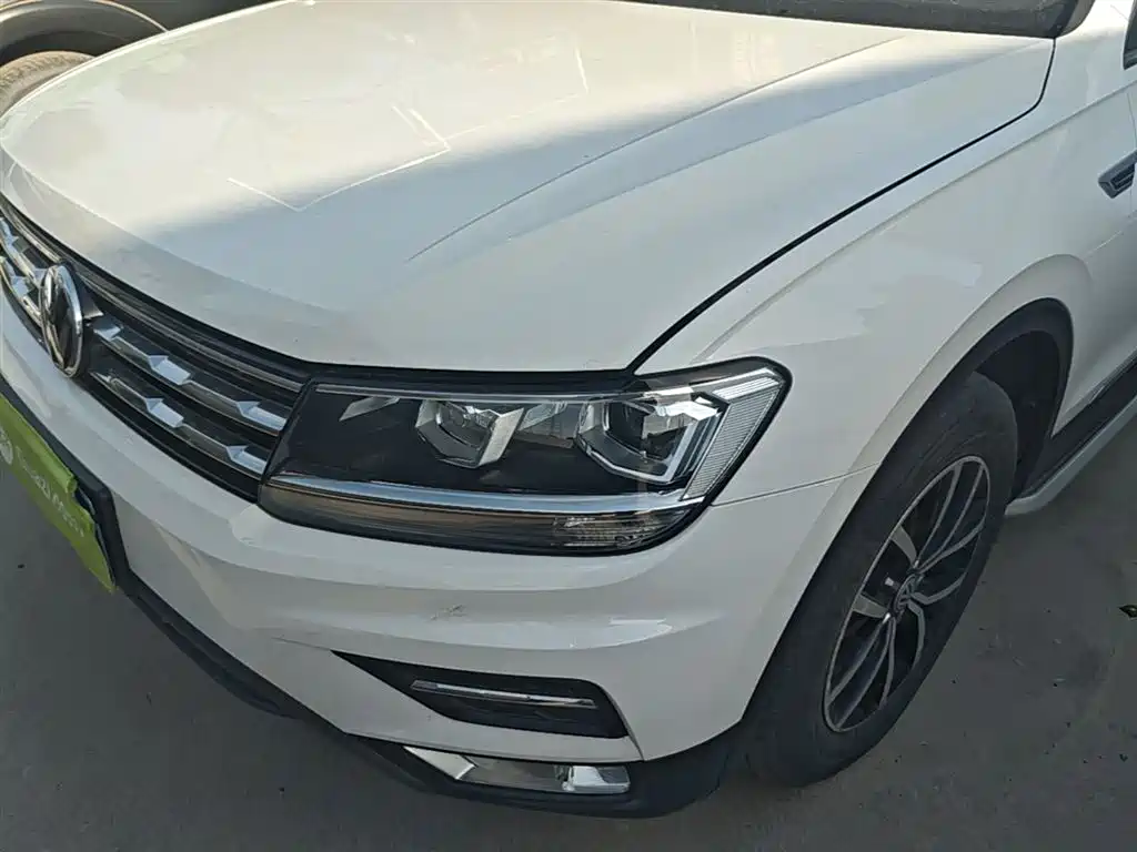 Volkswagen Tiguan L 2018 Facelift 330TSI Automatic 2WD Luxury Edition фото 24