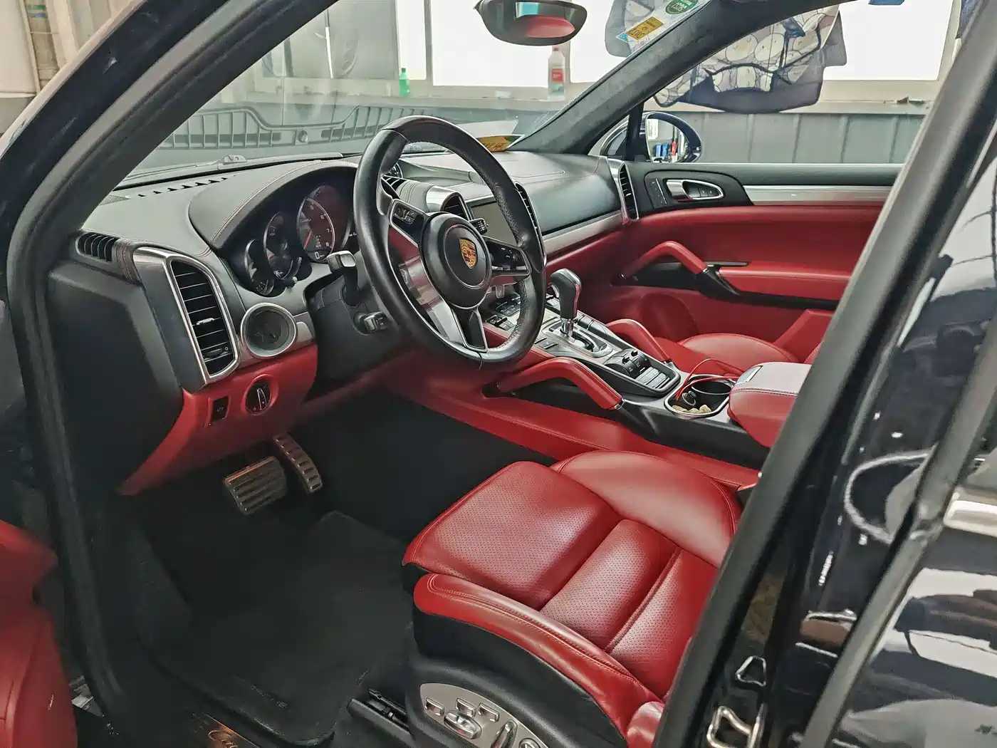 Porsche Cayenne 2015 Cayenne Turbo 4.8T фото 6