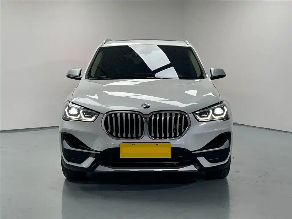 BMW X1 2022 xDrive25Li Premium фото 5