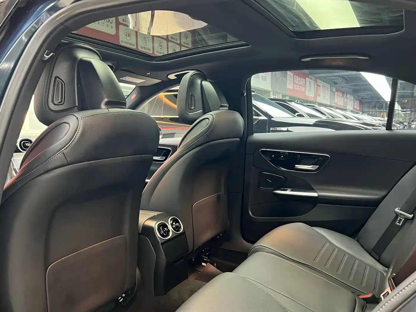 Mercedes-Benz C-Class 2023 Facelift II C 260 L Sport Edition фото 11