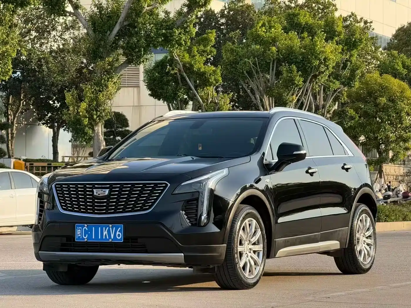 Cadillac XT4 2018 28T FWD Leading Edition фото 3