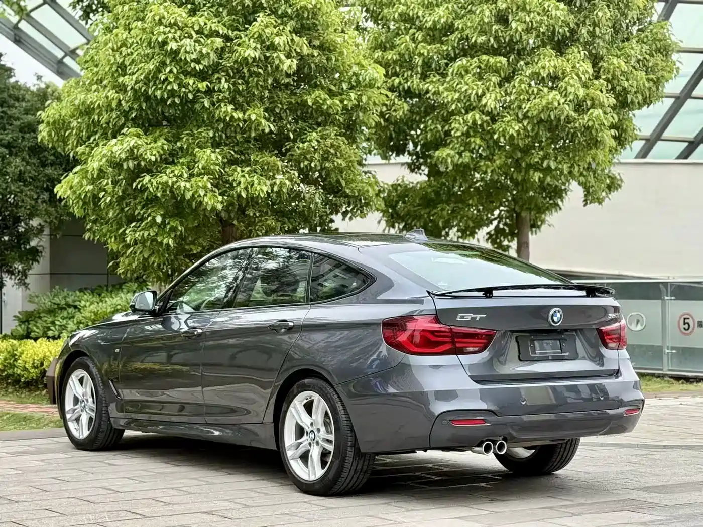 BMW 3 Series GT 2019 320i M Sport Model фото 7