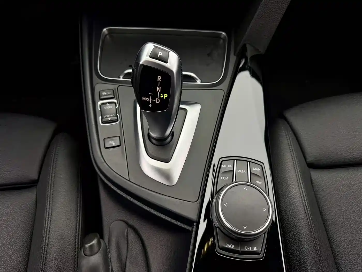 BMW 3 Series GT 2019 320i M Sport Model фото 12