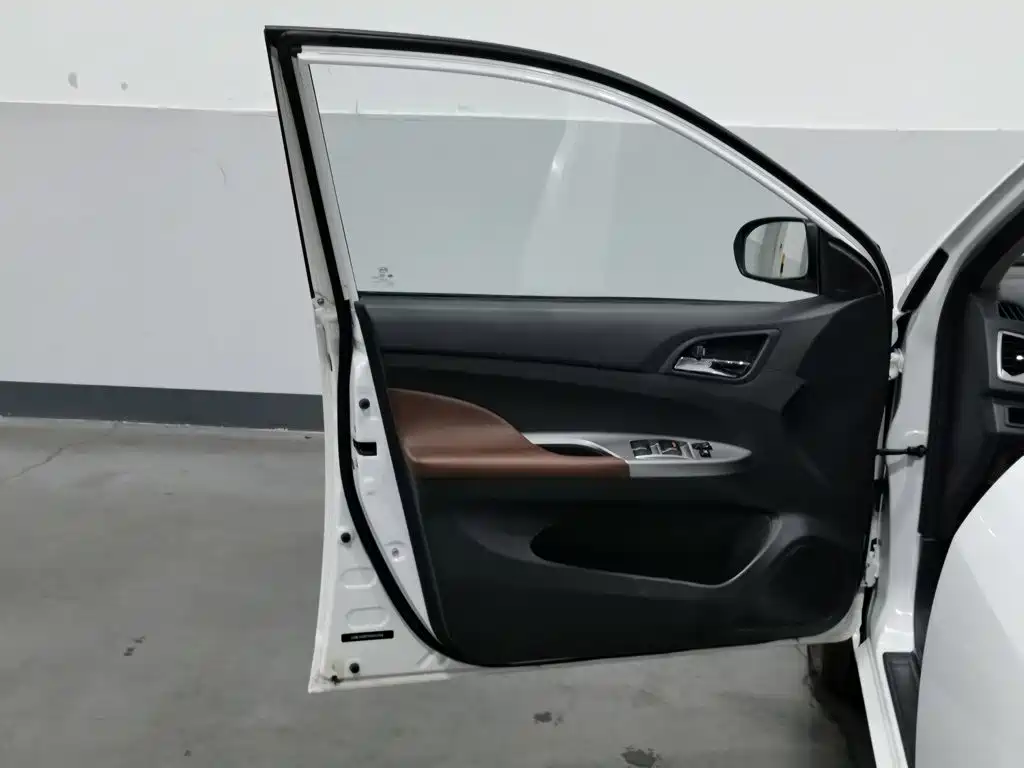 BYD F3 2016 2015 Energy-saving Edition 1.5L Manual Luxury