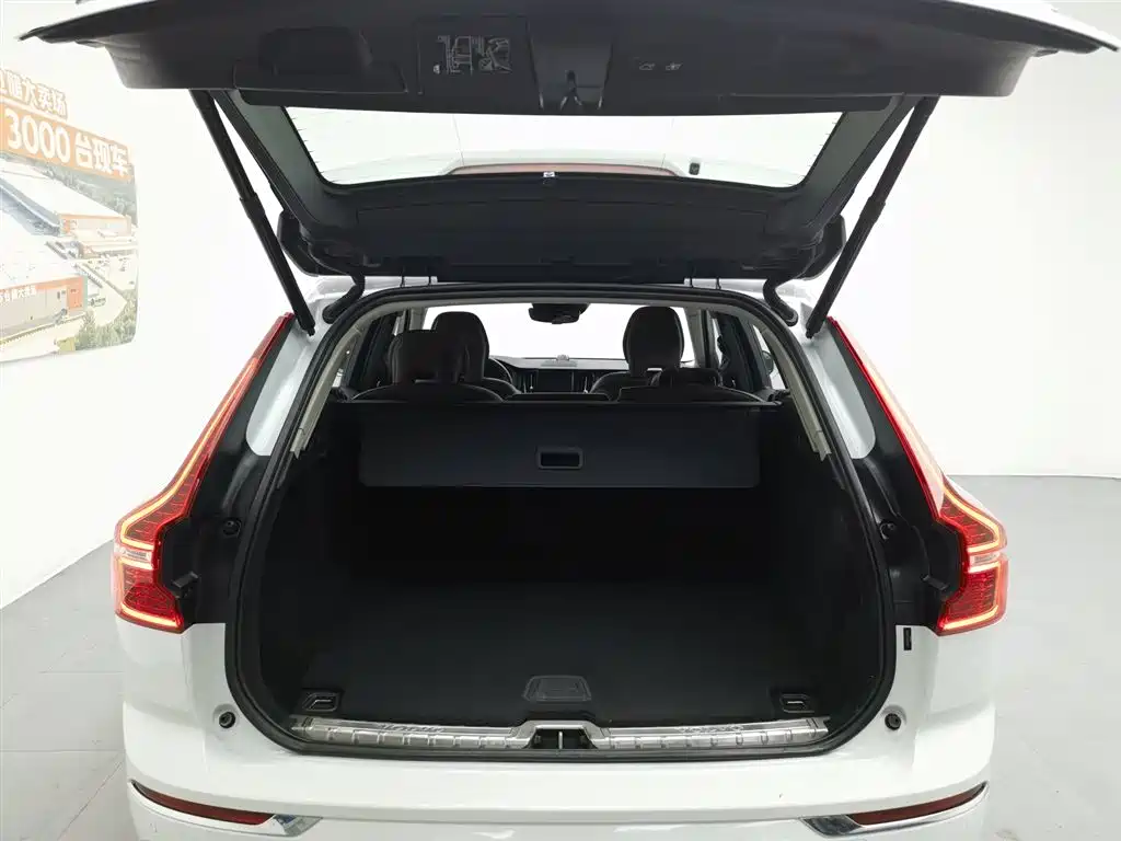Volvo XC60 2020 T5 AWD Inscription Luxury Edition фото 16