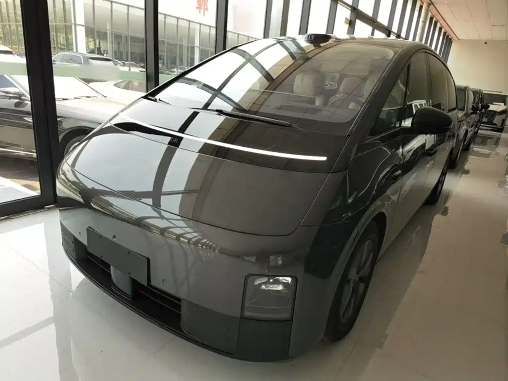 Li Auto MEGA 2025 Ultra Smart Renewal Edition
