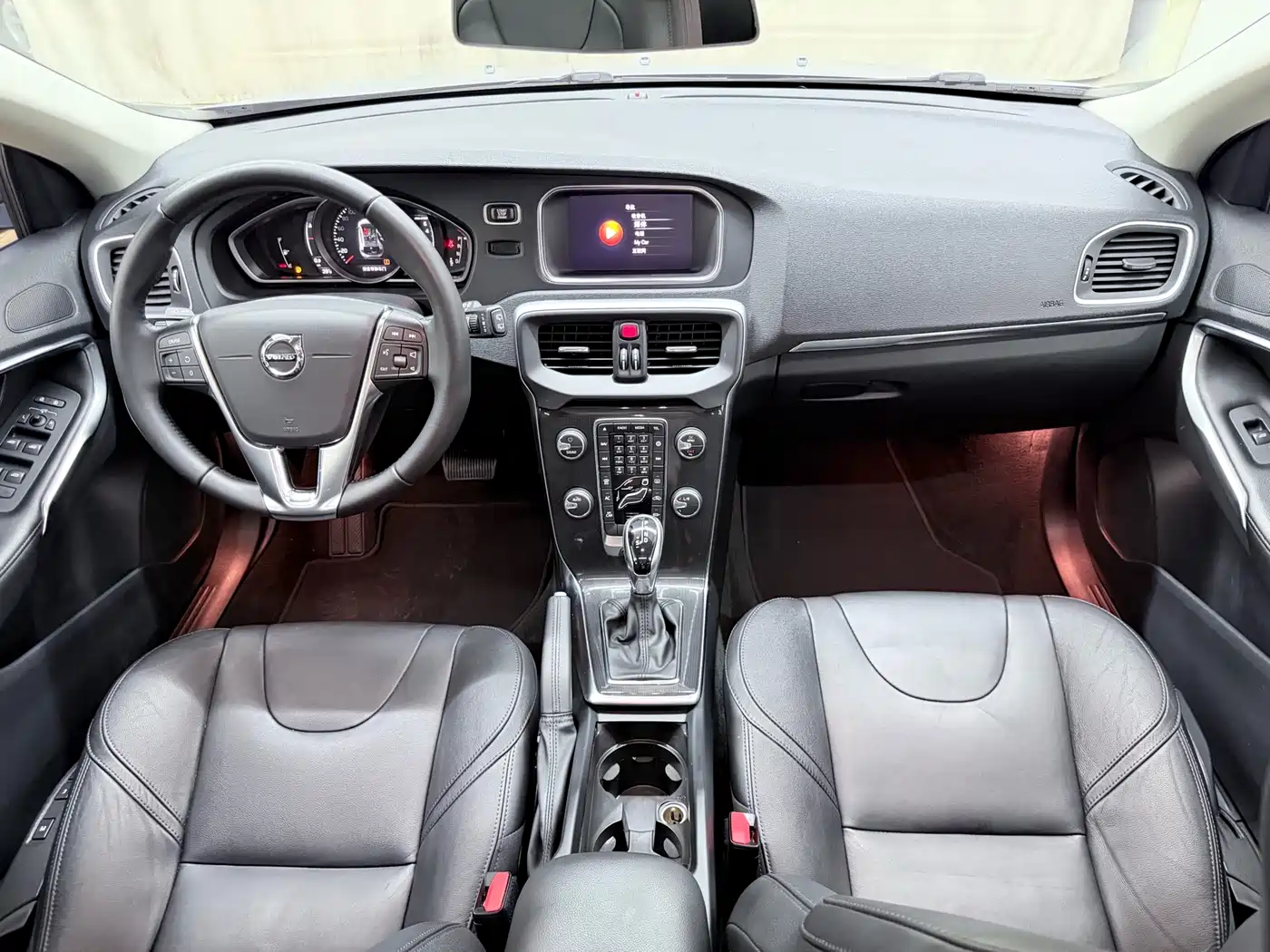 Volvo V40 2018 2018 T3 Inscription Edition