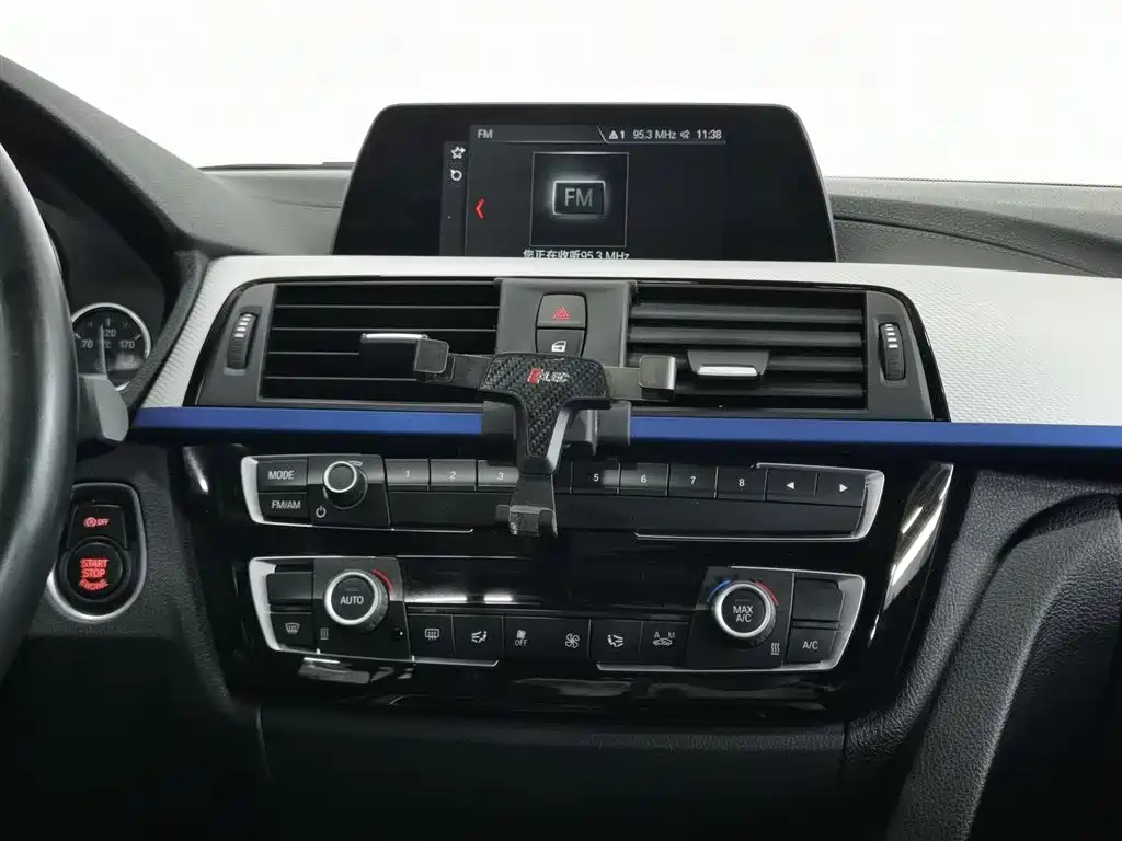 BMW 3 Series 2018 320i M Sport Package фото 12