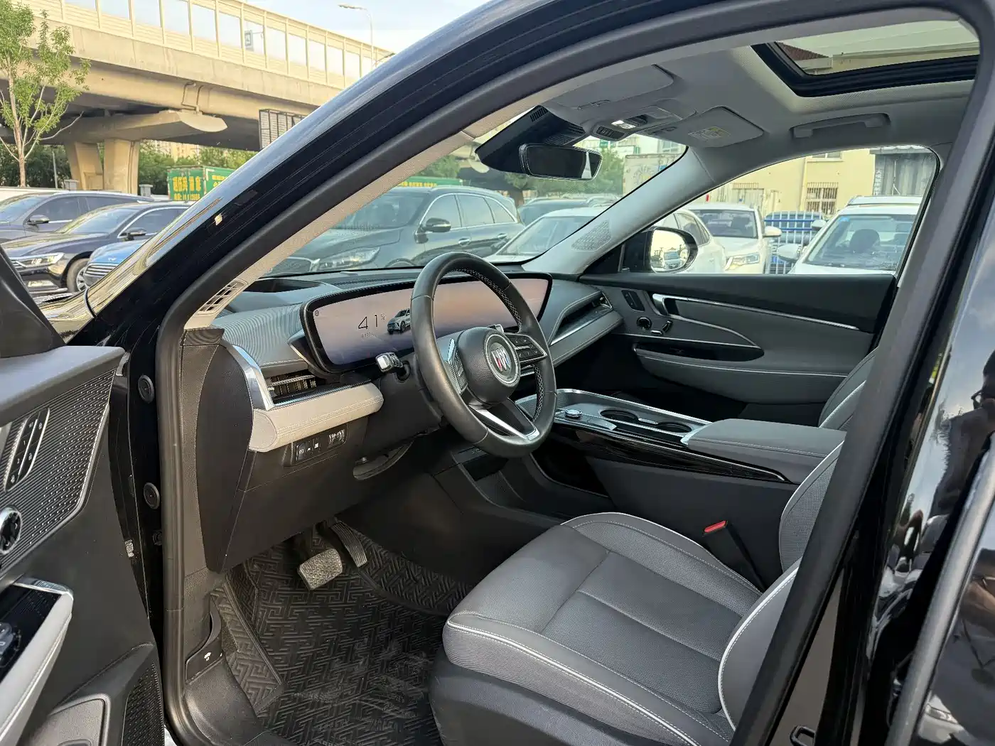 Buick E5 2023 Premium Standard Range Edition фото 5