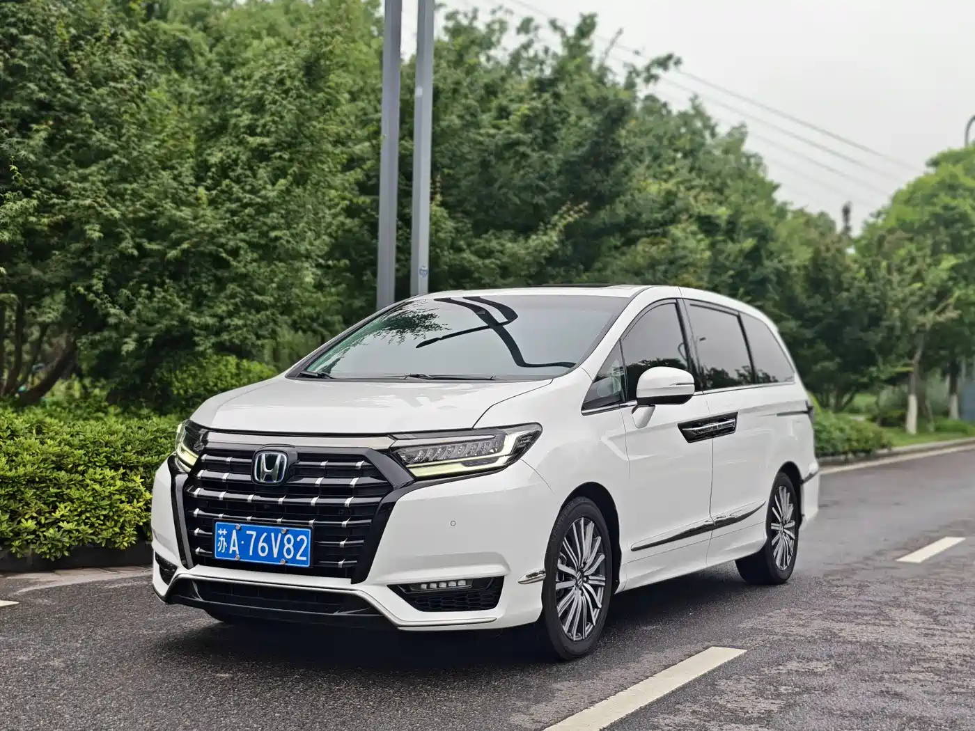 Honda Elysion 2022 2.0L e:HEV Supreme Edition
