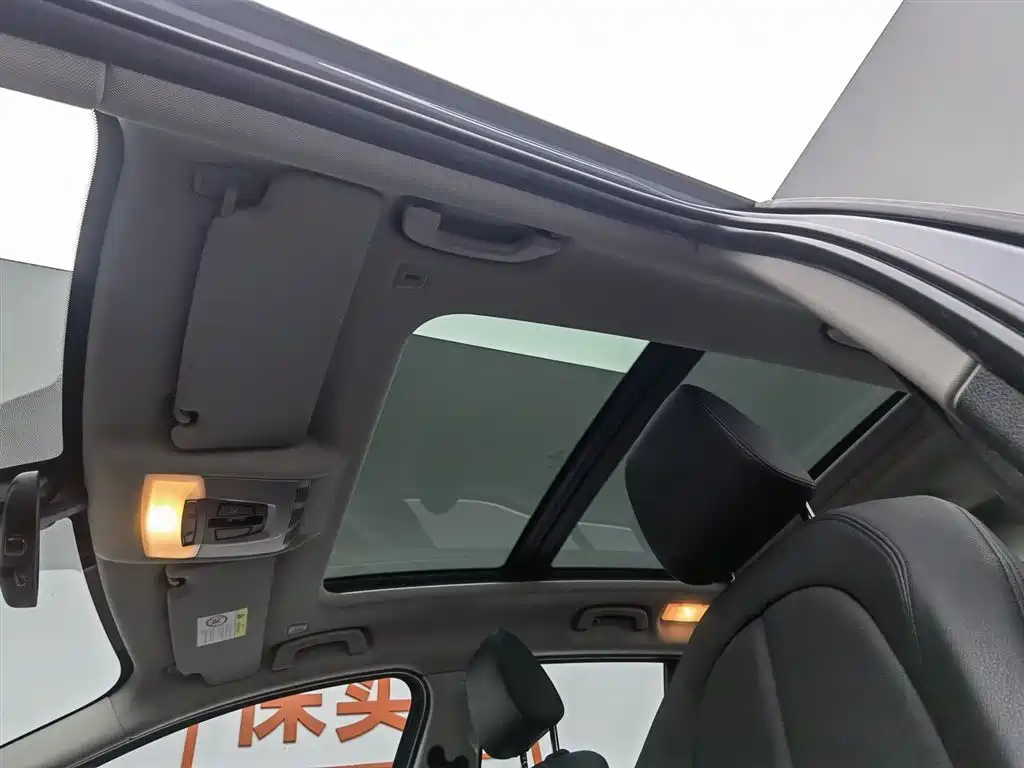 BMW 2 Series Gran Tourer 2018 220i Luxury Line фото 14