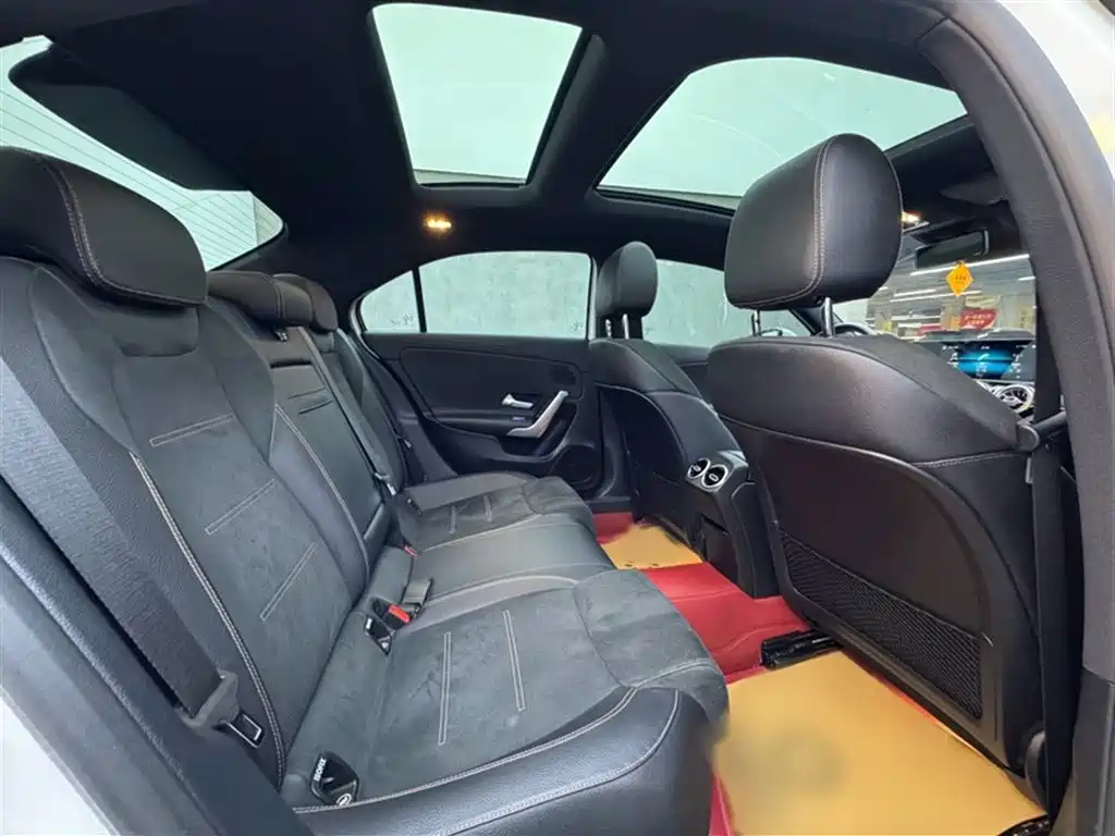 Mercedes-Benz A-Class 2019 A 200 L Sport Sedane Pioneer Special Edition фото 13