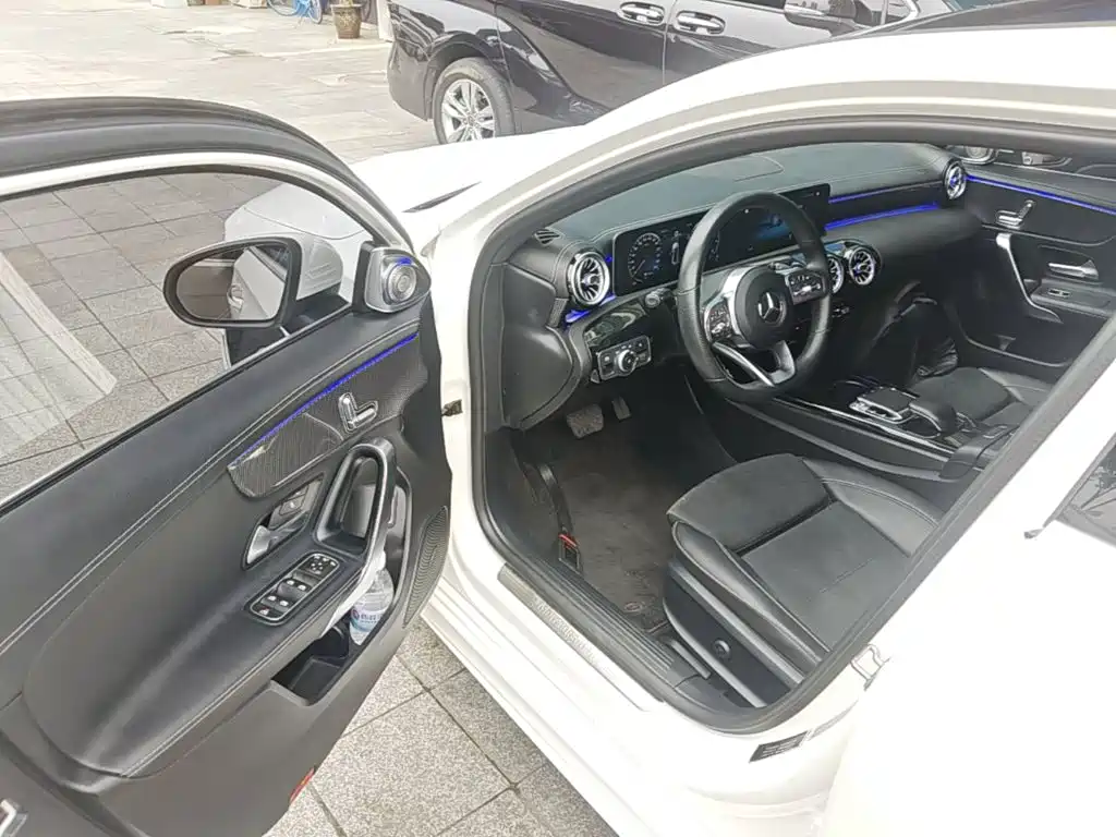 Mercedes-Benz A-Class 2019 2019 A 200 L Sport Sedan