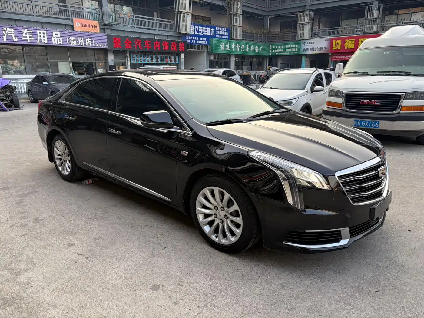 Cadillac XTS 2018 28T Technology фото 3
