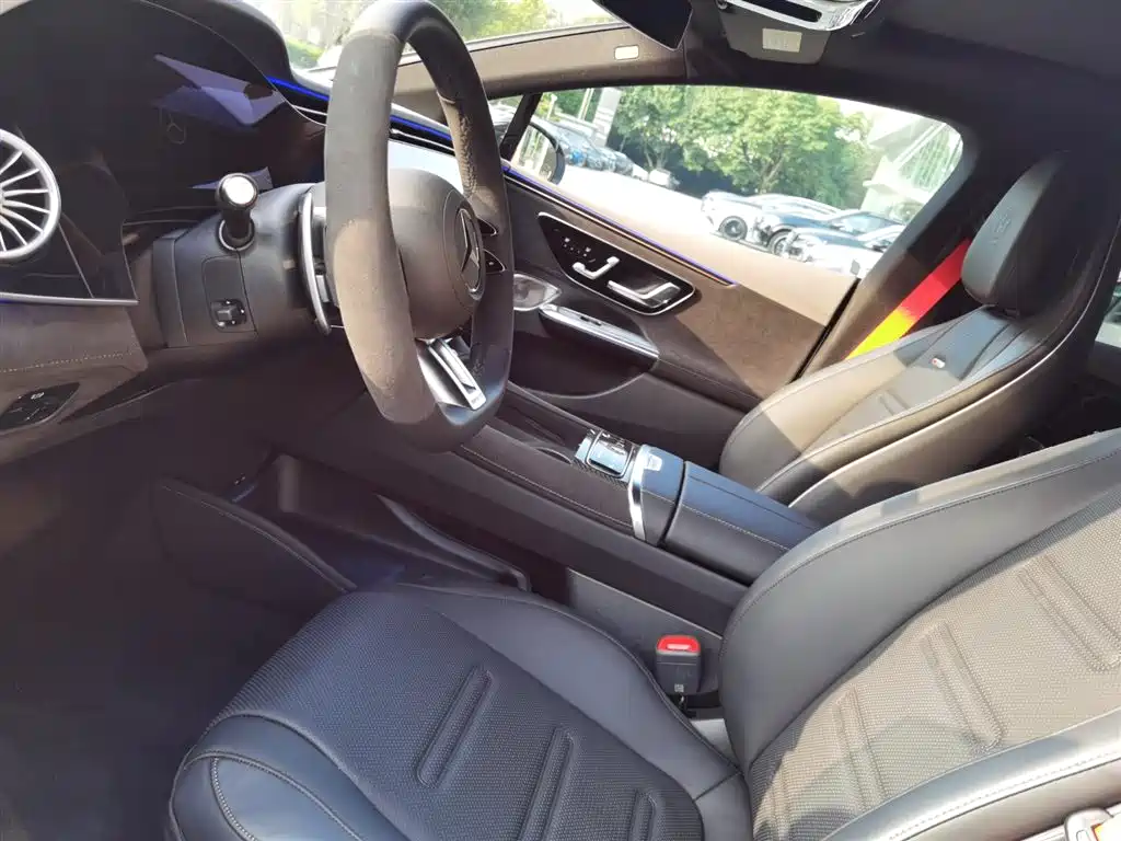 Mercedes-Benz EQE AMG 2023 AMG EQE 53 4MATIC+ фото 15