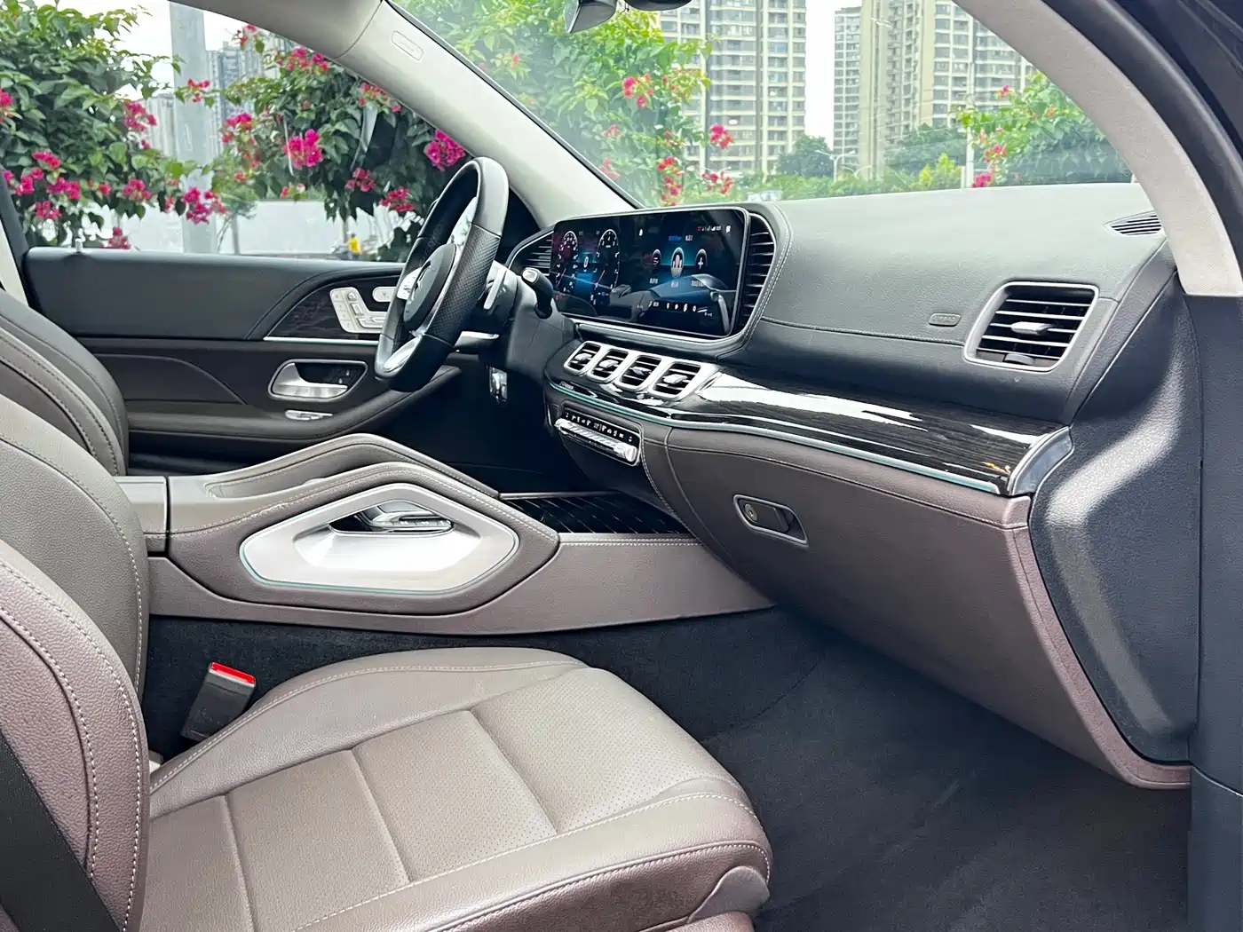 Mercedes-Benz GLS 2023 GLS 450 4MATIC Fashion Edition фото 10