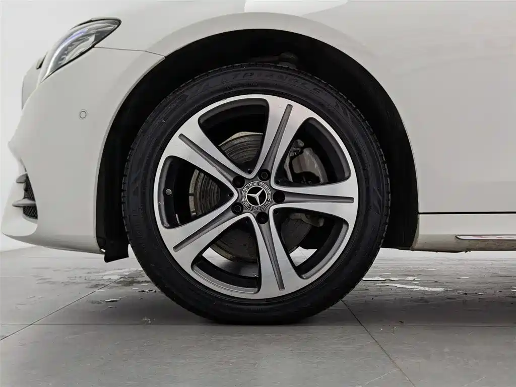 Mercedes-Benz E-Class 2020 Facelift E 260 L Sport фото 17