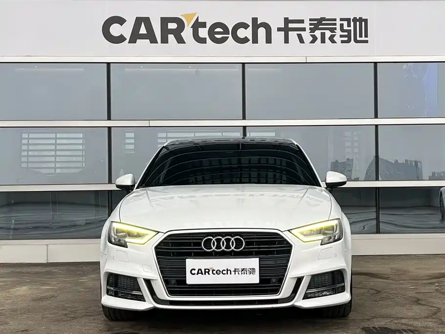 Audi A3 2019 Sportback 35 TFSI Fashion China VI фото 2
