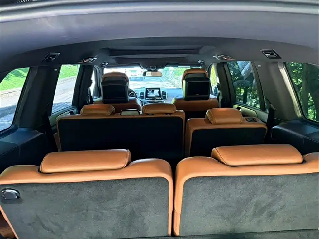 Mercedes-Benz GLS 2016 GLS 500 4MATIC фото 8