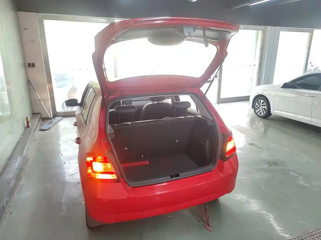 صورة 19 - Škoda Fabia