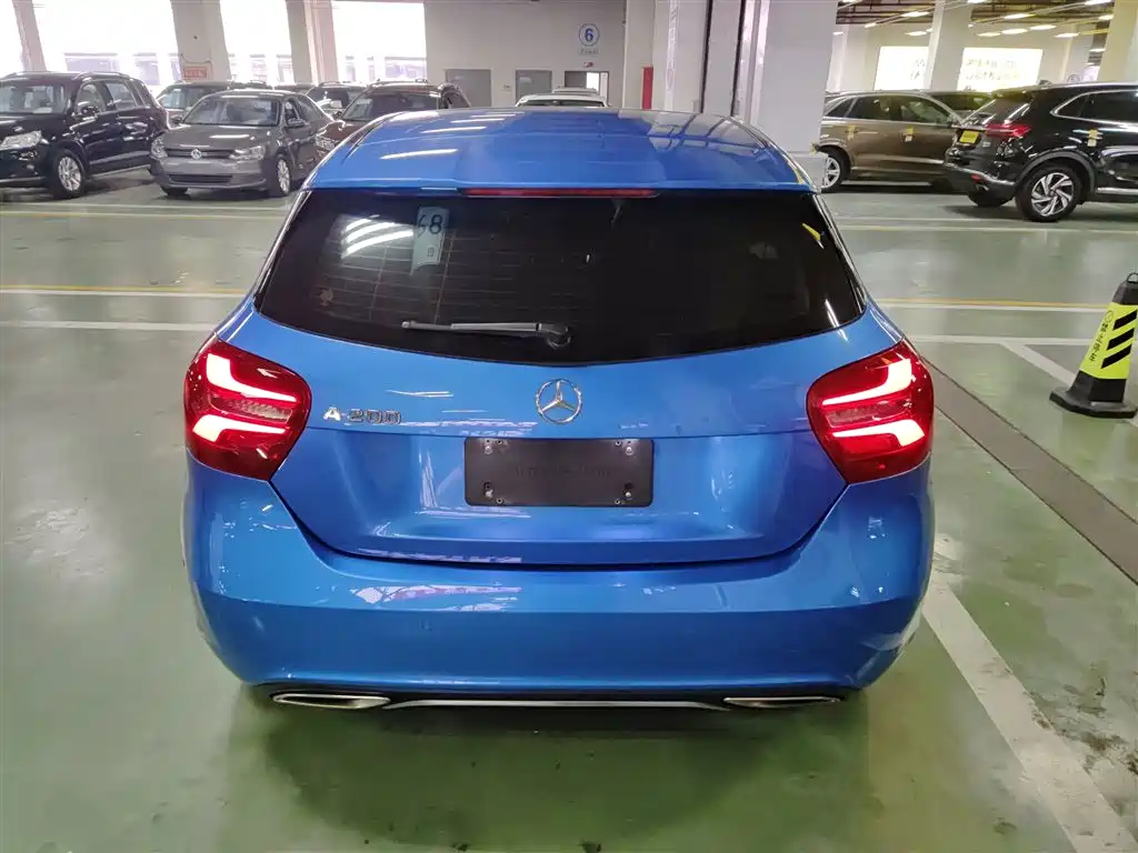 Mercedes-Benz A-Class (Import) 2017 Facelift A 200 Fashion фото 4