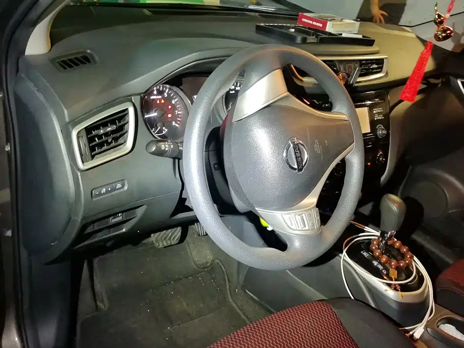 Фото 12 - Nissan Qashqai