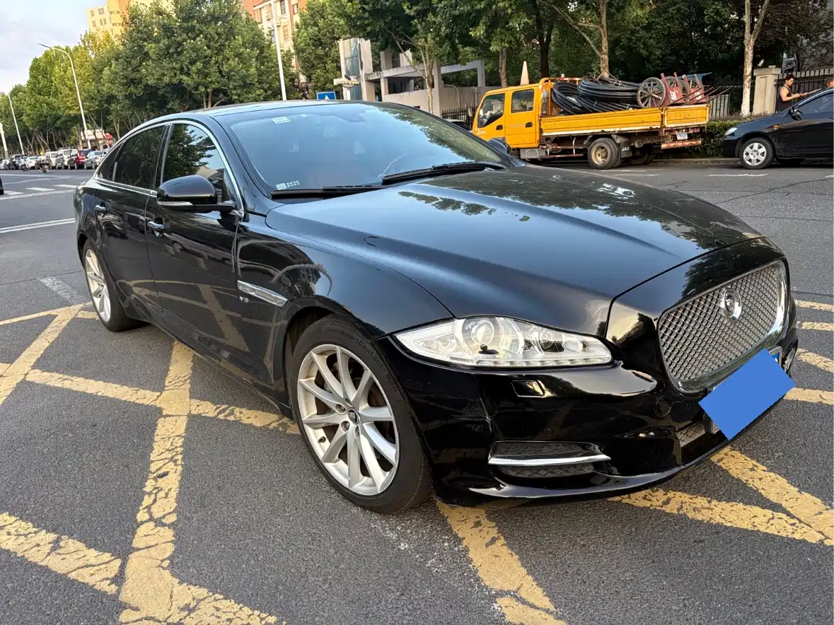 Jaguar XJ 2013 2013 XJL 3.0 SC Flagship Business Edition