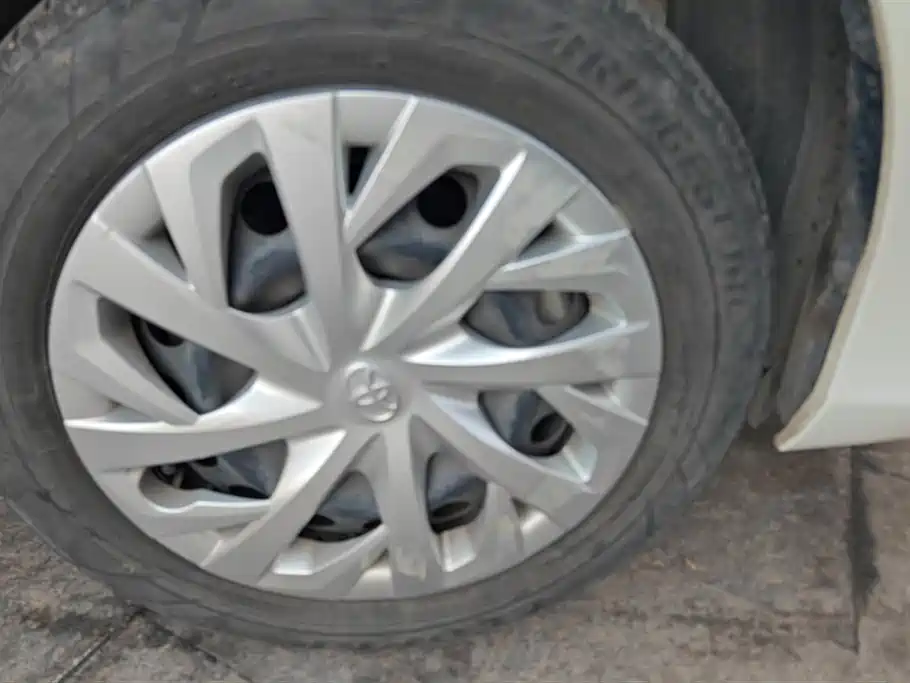 Toyota Vios FS 2022 1.5L 20th Anniversary Edition фото 6