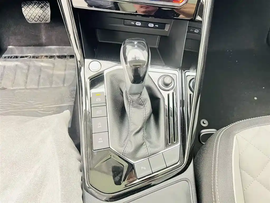 Volkswagen Tayron 2026 Model Shared Edition 300TSI фото 16