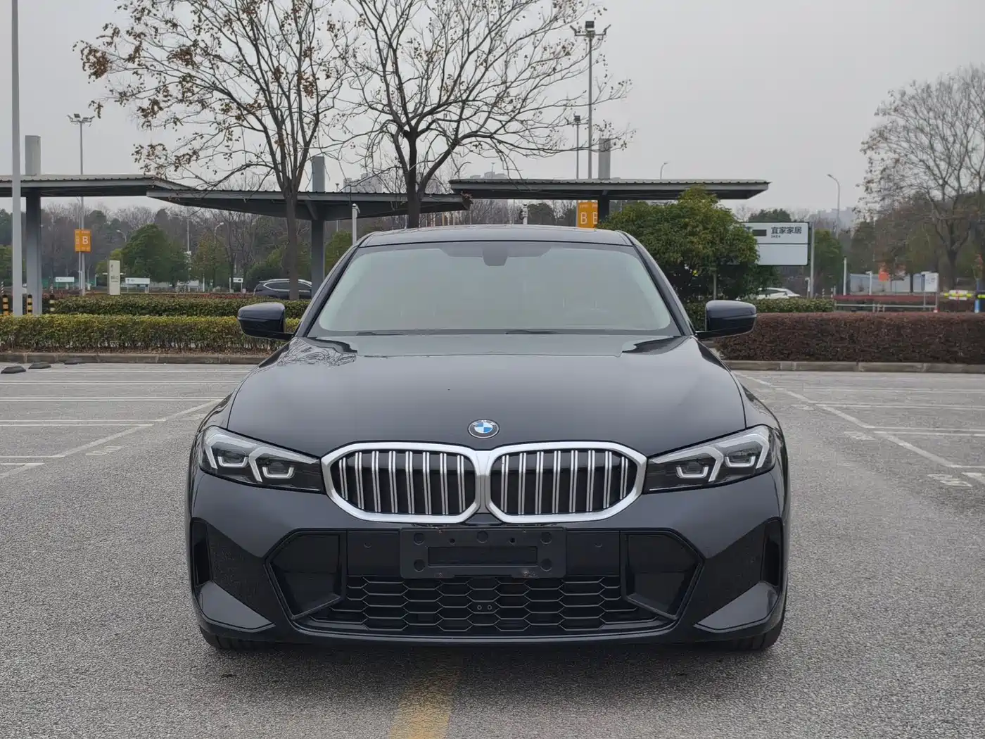 BMW 3 SERIES