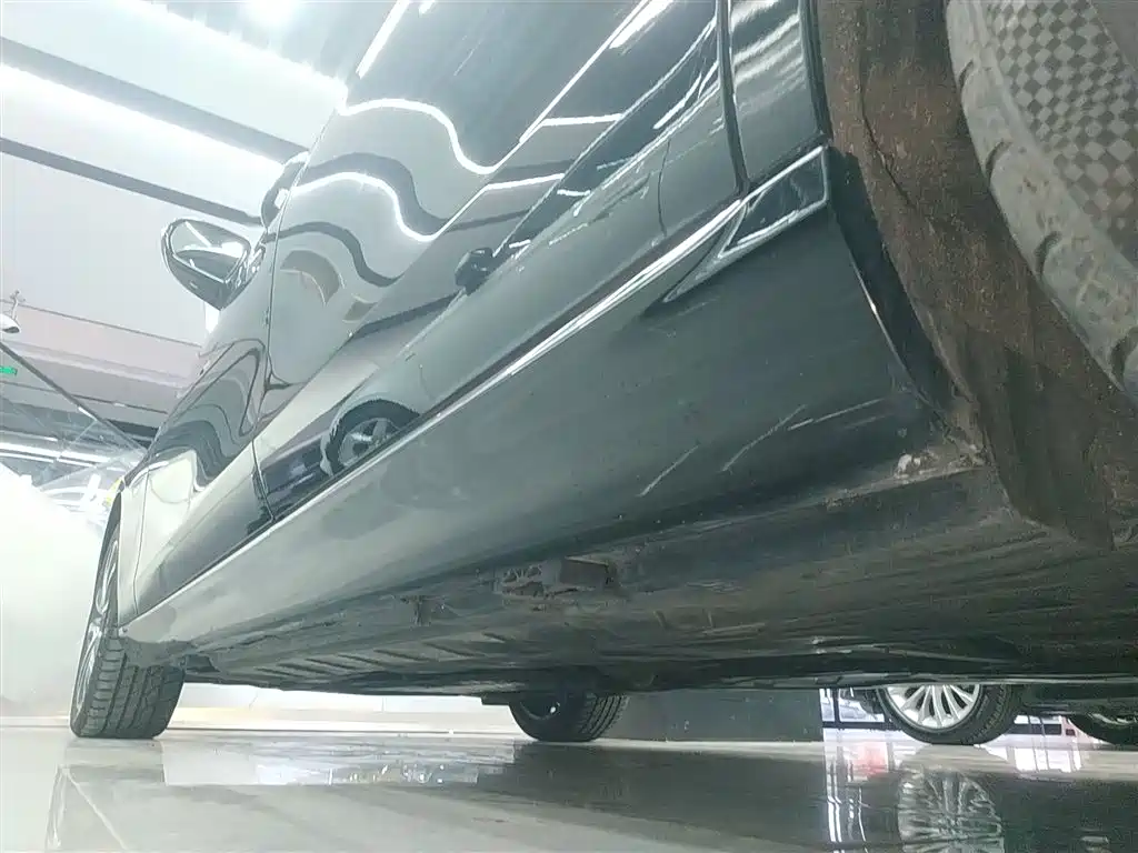 Mercedes-Benz E-Class 2016 E 300 L Fashion Type фото 22