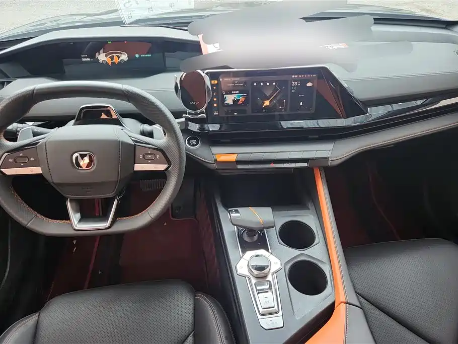 CHANGAN UNI-V