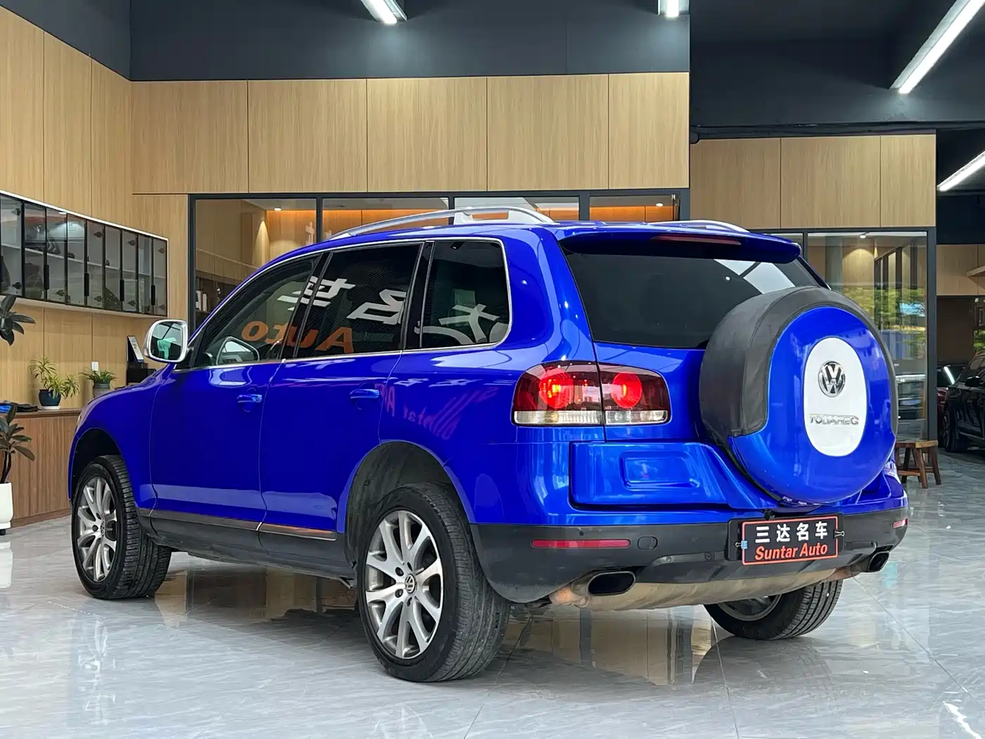 Volkswagen Touareg 2007 4.2L Premium фото 4