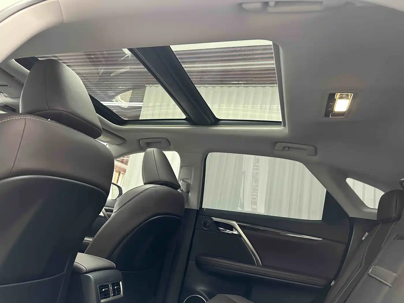Lexus RX 2021 300 AWD Special Edition фото 11